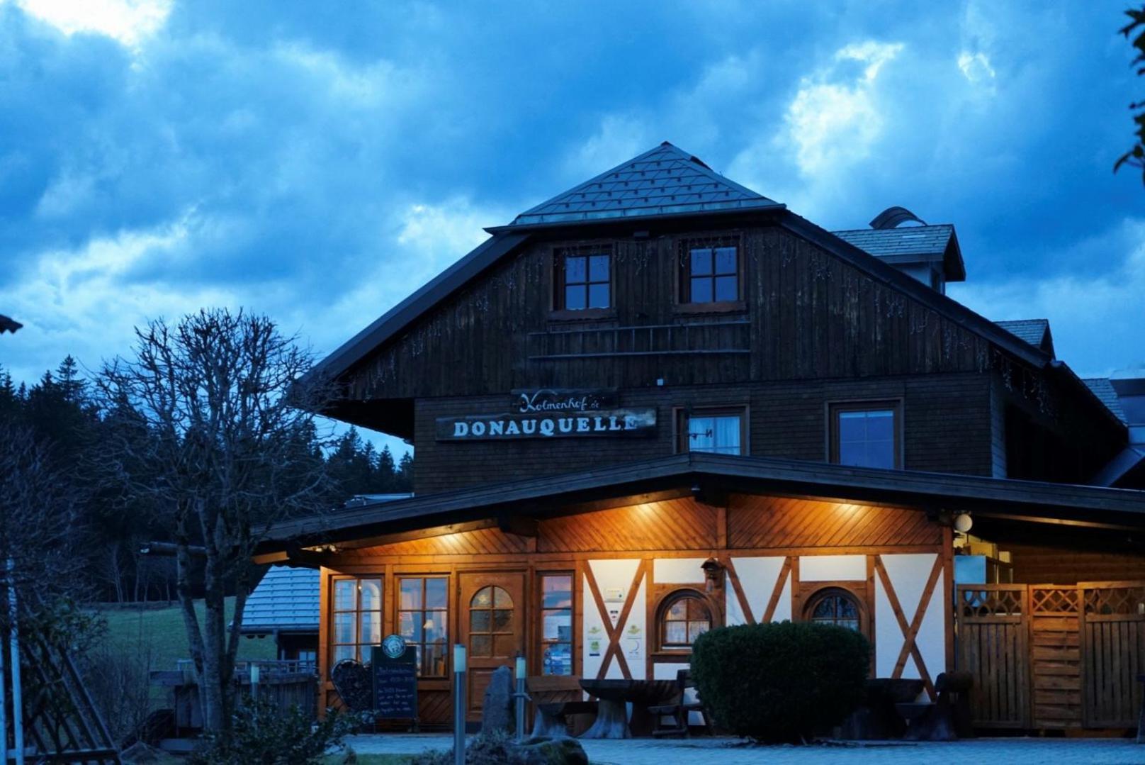 Hoehengasthaus Kolmenhof An Der Donauquelle 푸르트완겐 외부 사진
